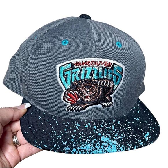 Vintage Vancouver Grizzlies Mitchell & Ness Snap Back Hat Hardwood Classics Rare - Picture 1 of 9